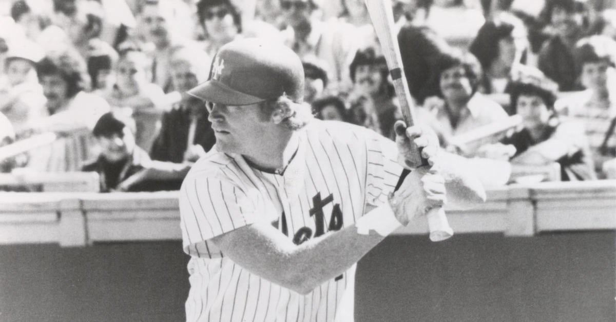 1982 Hall of Fame Game Baseball Hall of Fame